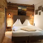 Гостьовий будинок & Ronacherhof -mountain Hideaway Slopeside 3*