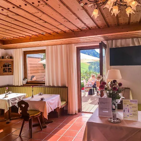 Pension&appartements Ronacherhof - Kärnten Card Sommer 2025 Inklusive! Bad Kleinkirchheim