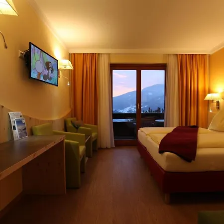 بيت ضيافة & Ronacherhof 3*