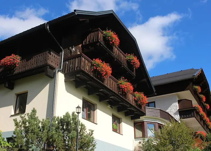 & Ronacherhof -mountain Hideaway Slopeside Pensionat