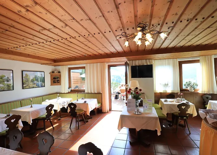 & Ronacherhof -mountain Hideaway Slopeside Pensionat Bad Kleinkirchheim